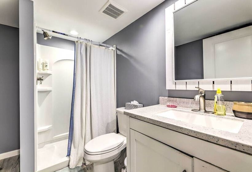 Charming Old Saybrook Cottage < 1 Mi To Beach