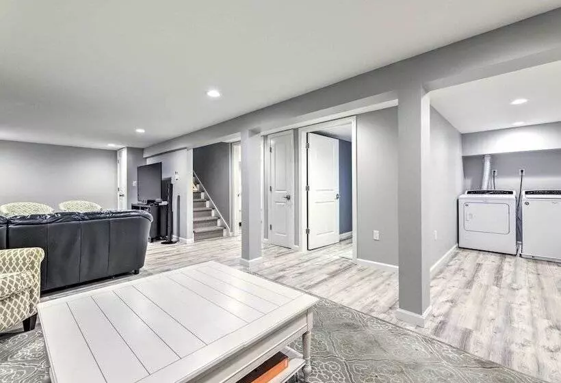 Charming Old Saybrook Cottage < 1 Mi To Beach