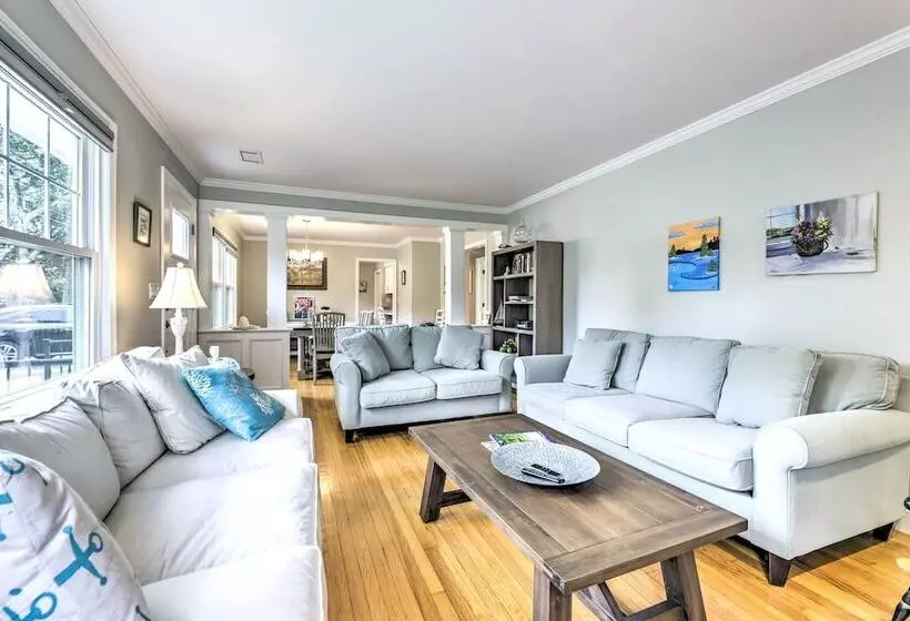 Charming Old Saybrook Cottage < 1 Mi To Beach