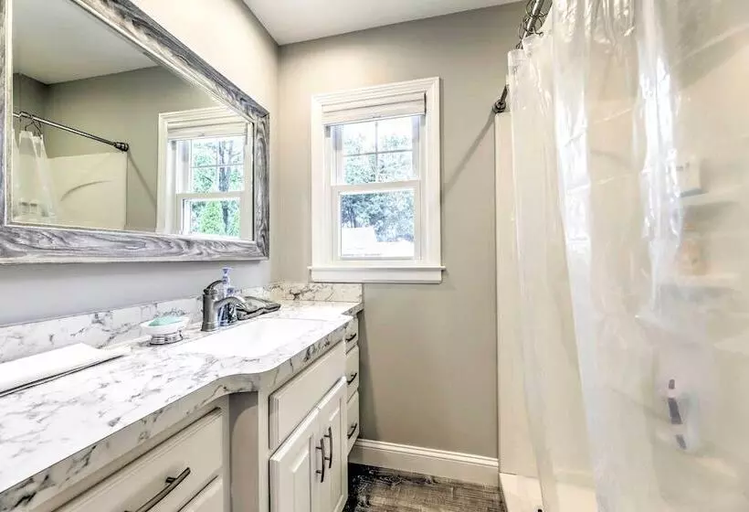 Charming Old Saybrook Cottage < 1 Mi To Beach