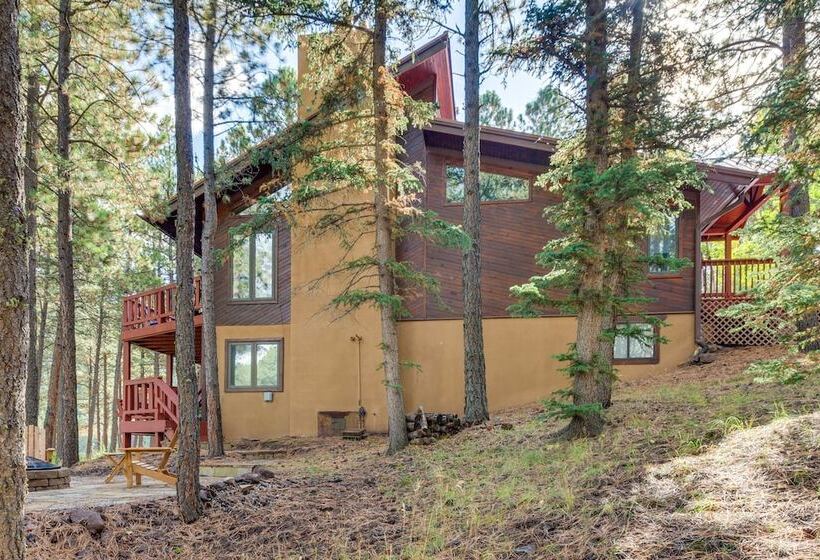 Cozy Angel Fire Escape W/ Golf Course Views!