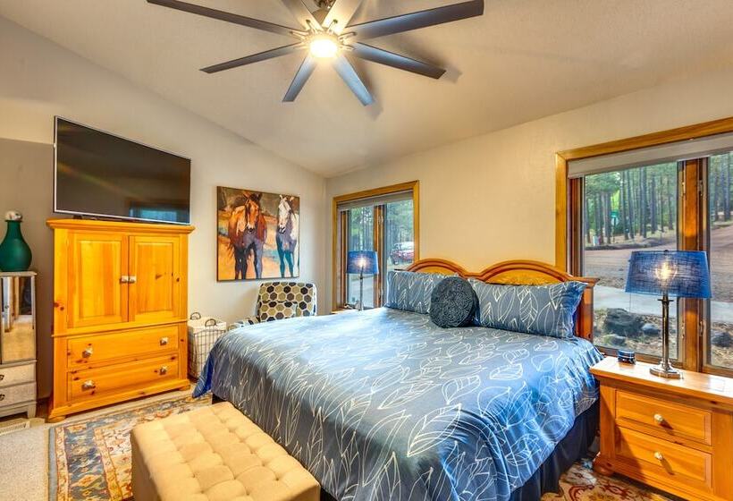 Cozy Angel Fire Escape W/ Golf Course Views!