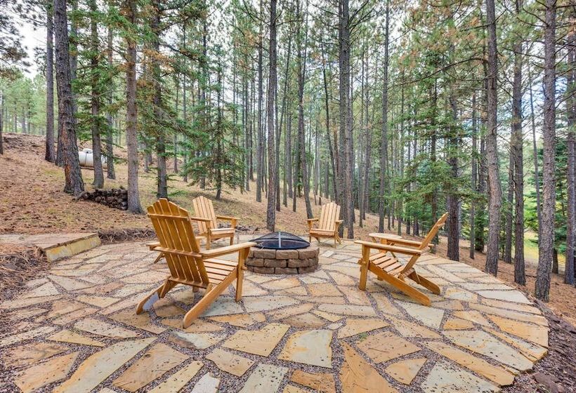 Cozy Angel Fire Escape W/ Golf Course Views!