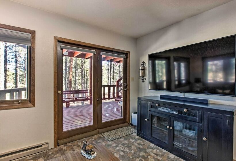 Cozy Angel Fire Escape W/ Golf Course Views!