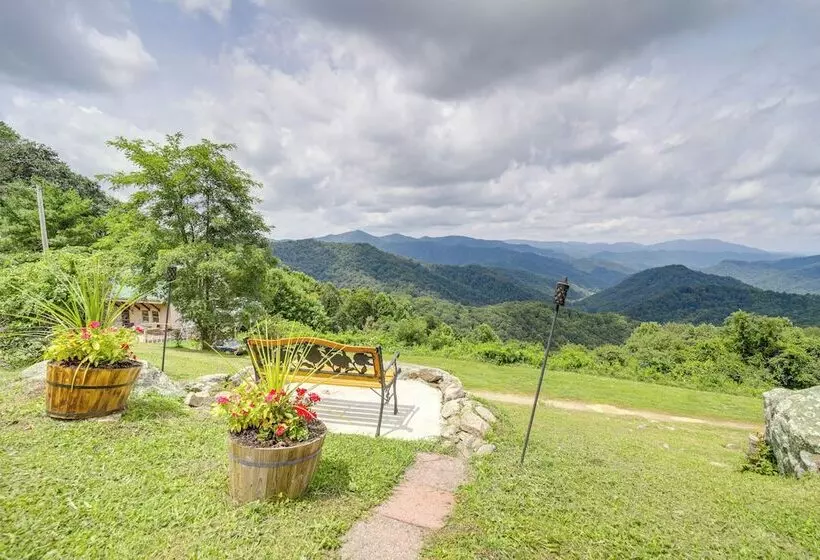 Deck + Mtn Views: Hot Springs Hideaway On 13 Acres