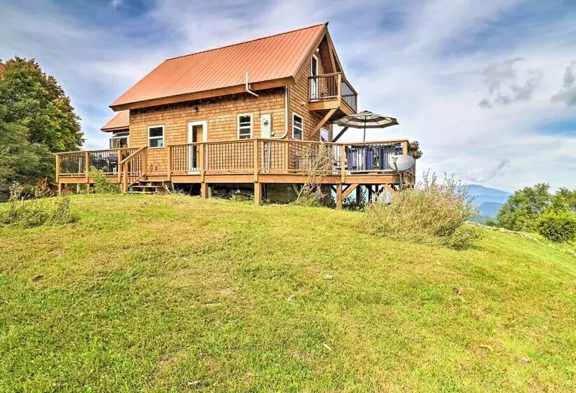 Deck + Mtn Views: Hot Springs Hideaway On 13 Acres