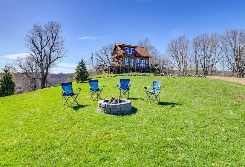 Deck + Mtn Views: Hot Springs Hideaway On 13 Acres