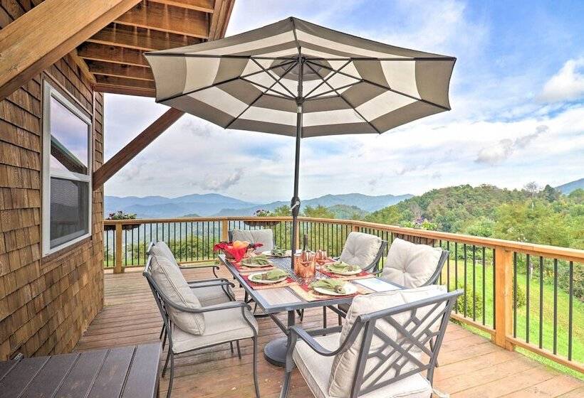 Deck + Mtn Views: Hot Springs Hideaway On 13 Acres