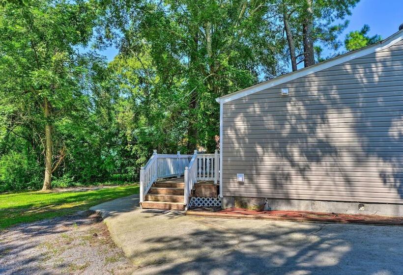 Cozy Pantego Cottage ~ 5 Miles To Belhaven!