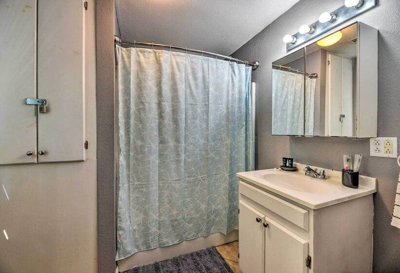 Cozy Pantego Cottage ~ 5 Miles To Belhaven!