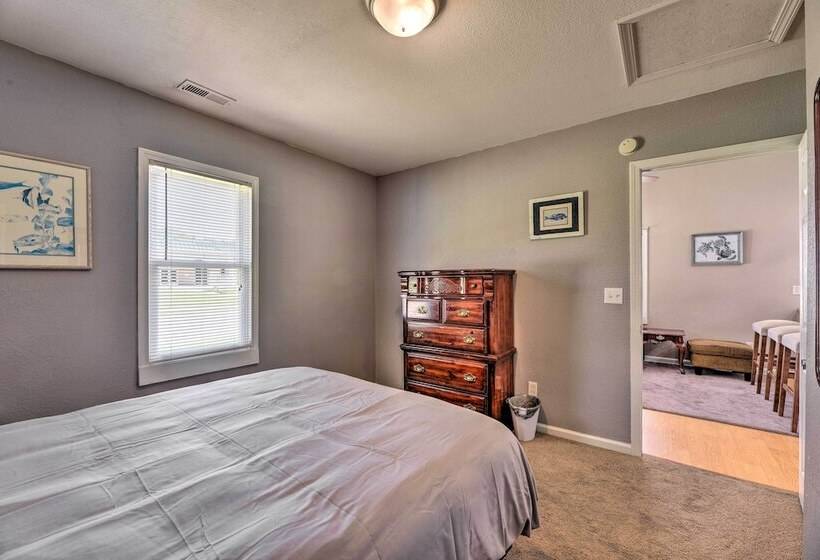 Cozy Pantego Cottage ~ 5 Miles To Belhaven!