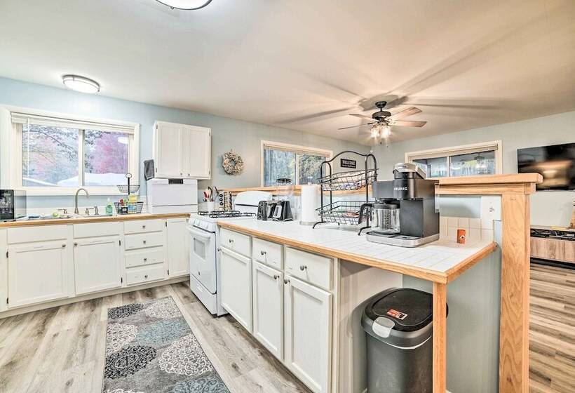 Dog Friendly Harrison Retreat W/ Grill & Fire Pit!