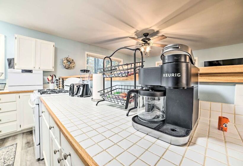 Dog Friendly Harrison Retreat W/ Grill & Fire Pit!