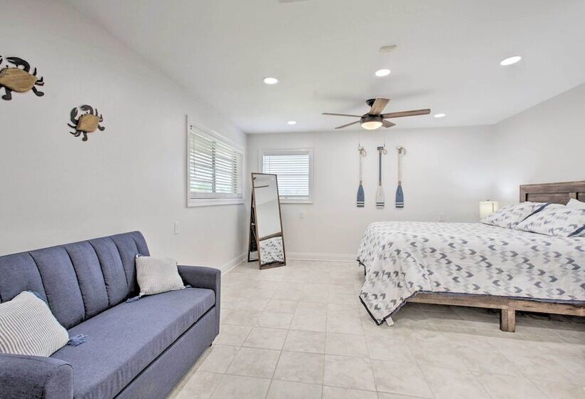 Theriot  Camp Outdoor Dreaming  Retreat W/ Dock!