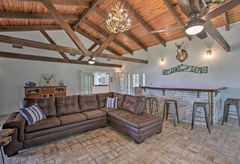 Theriot  Camp Outdoor Dreaming  Retreat W/ Dock!