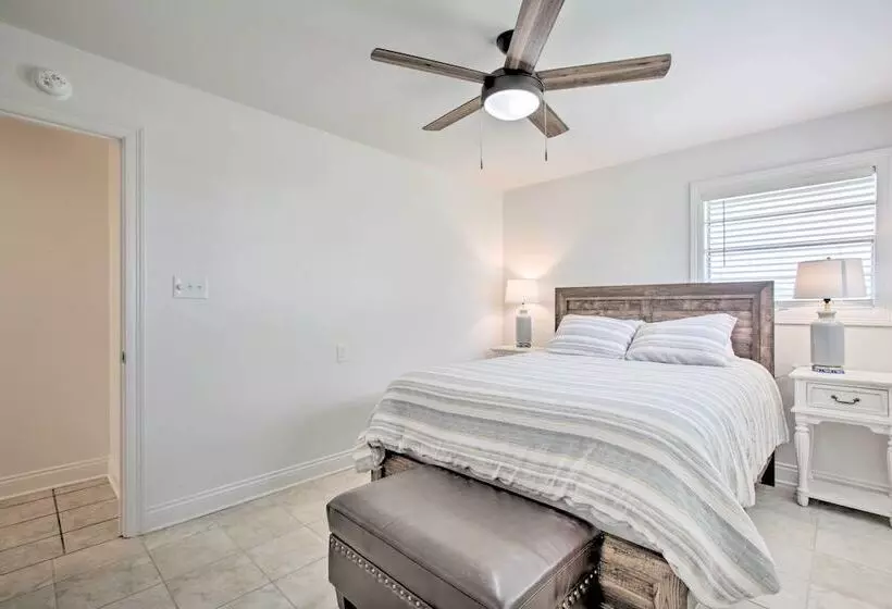 Theriot  Camp Outdoor Dreaming  Retreat W/ Dock!