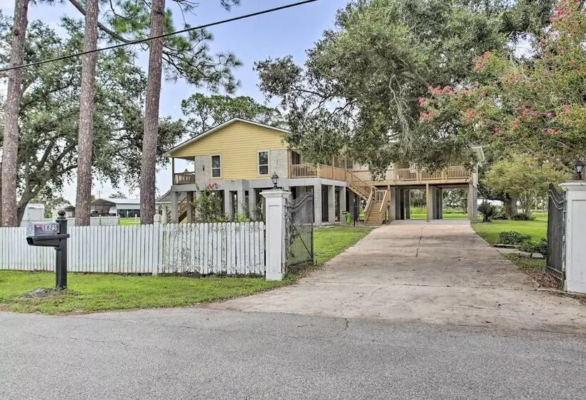 Theriot  Camp Outdoor Dreaming  Retreat W/ Dock!