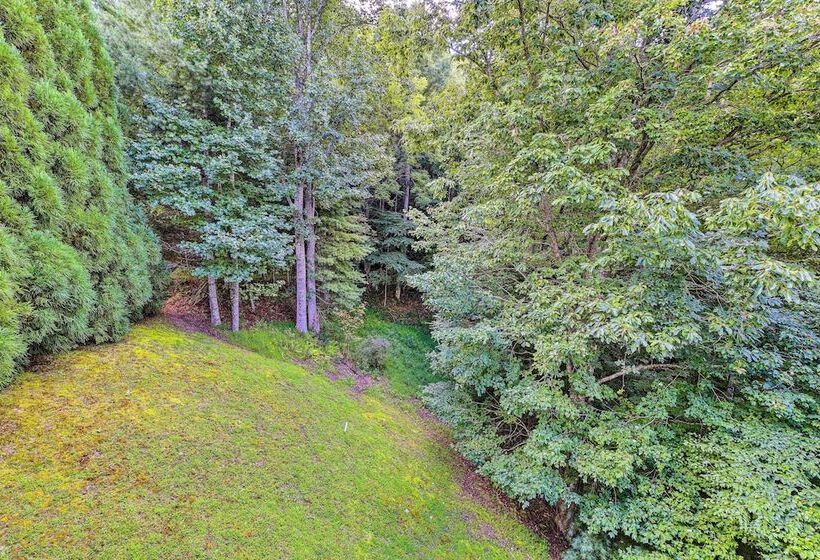 River Access & Game Room: Piney Creek Cabin!