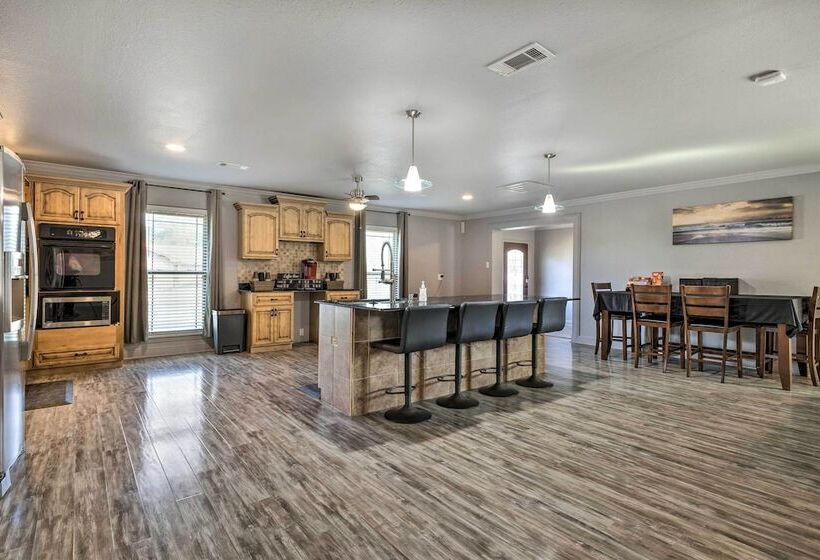 Inviting Gulfport Home W/ Private Pool & Yard