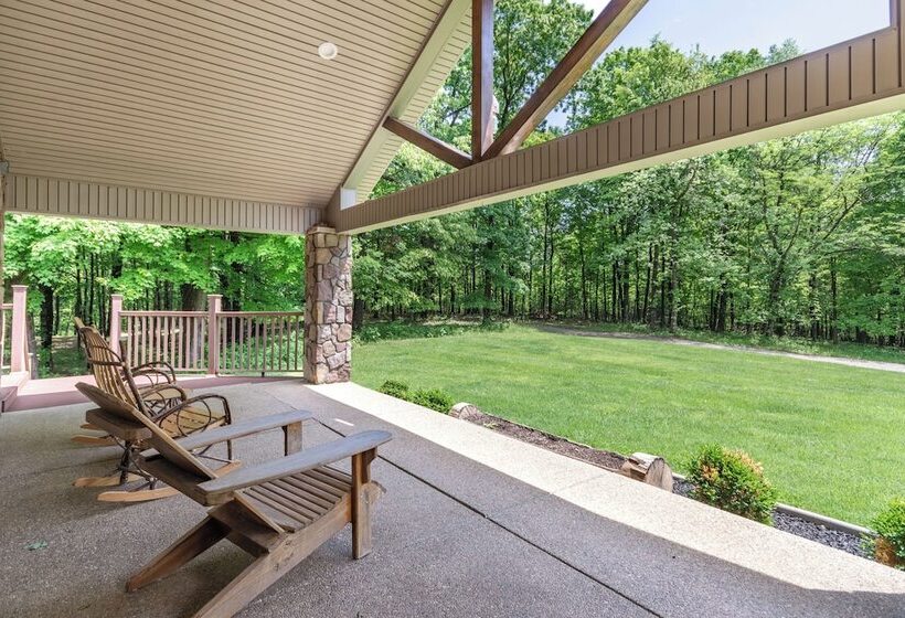 22 Acre Home On Bourbon Trail W/ Sunroom!