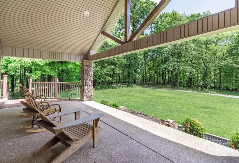 22 Acre Home On Bourbon Trail W/ Sunroom!