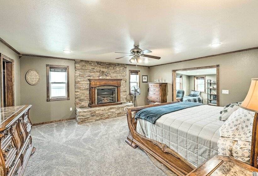 Kooskia Sanctuary W/ Patio, Fire Pit & Grill!