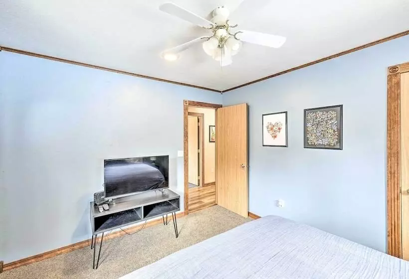 Kooskia Sanctuary W/ Patio, Fire Pit & Grill!