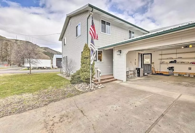 Kooskia Sanctuary W/ Patio, Fire Pit & Grill!