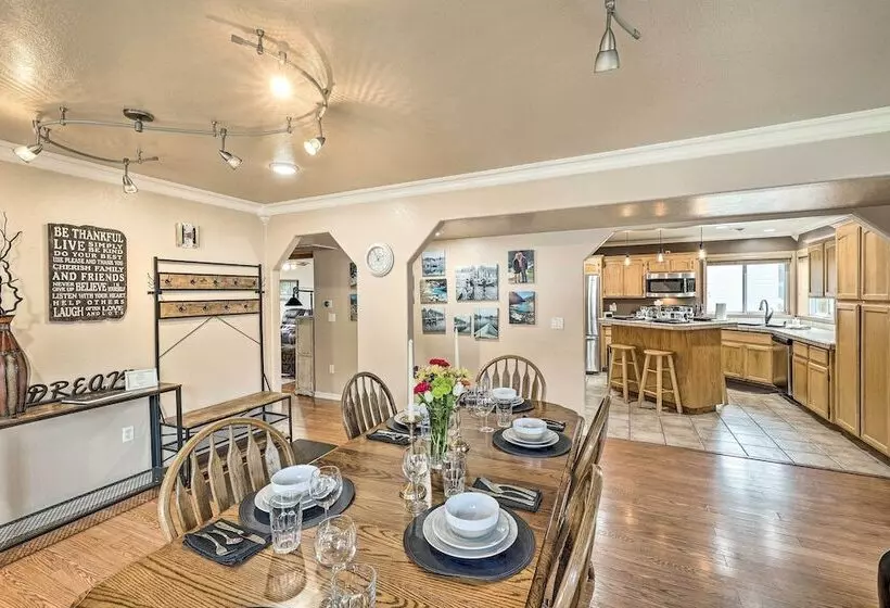 Kooskia Sanctuary W/ Patio, Fire Pit & Grill!