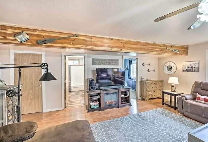 Kooskia Sanctuary W/ Patio, Fire Pit & Grill!