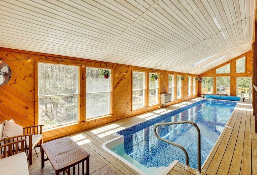 Lake George Oasis W/ 9 Acres, Hot Tub & Game Room!