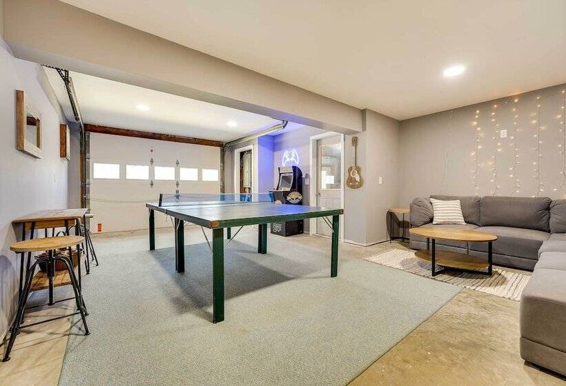 Lake George Oasis W/ 9 Acres, Hot Tub & Game Room!