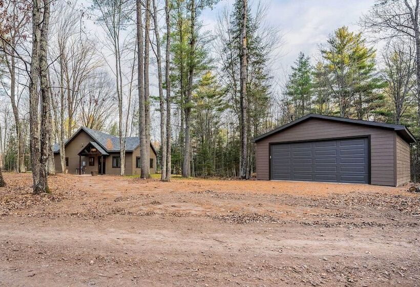 Lake Nelson Home W/ Dock & Fire Pit!