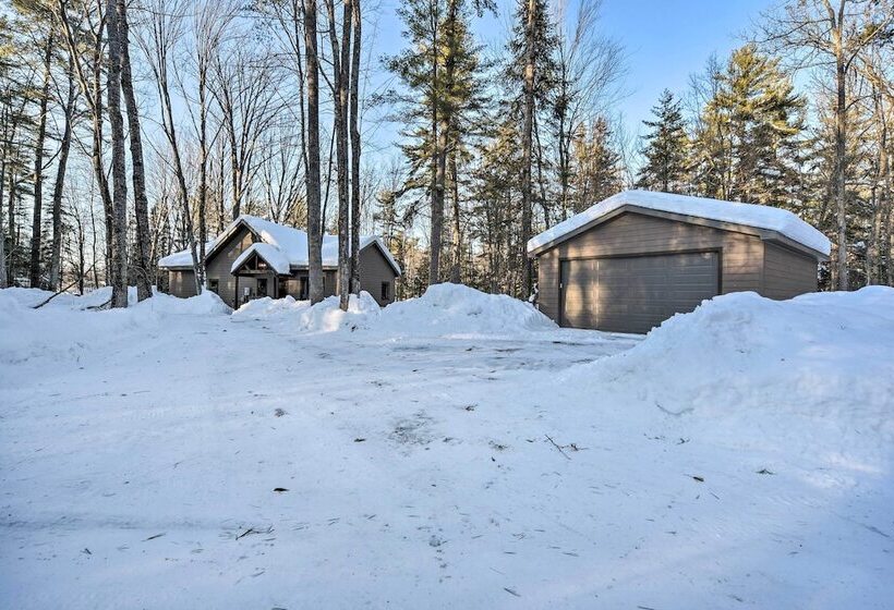 Lake Nelson Home W/ Dock & Fire Pit!