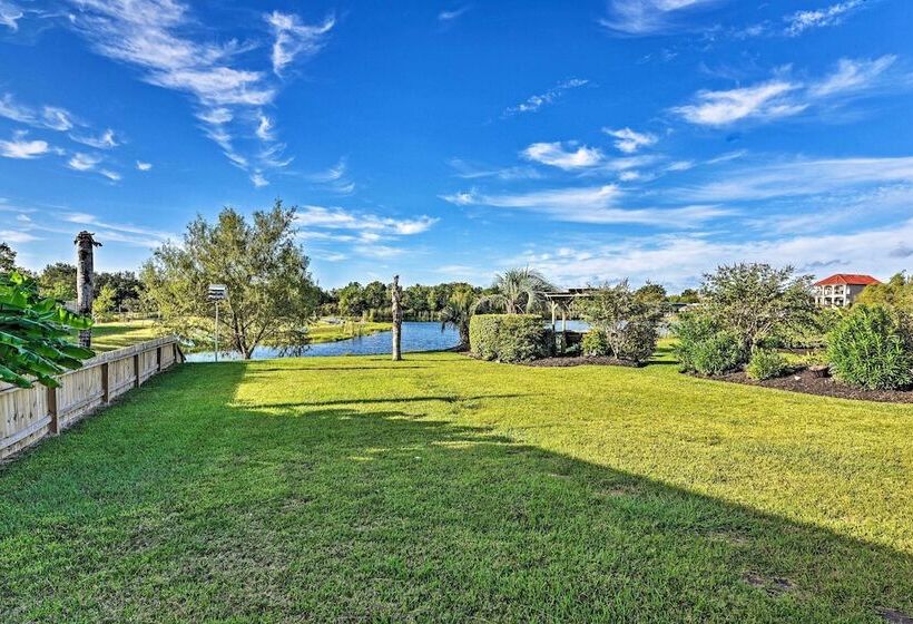 Walk To Ocean: Lakefront Dickinson Stucco House!