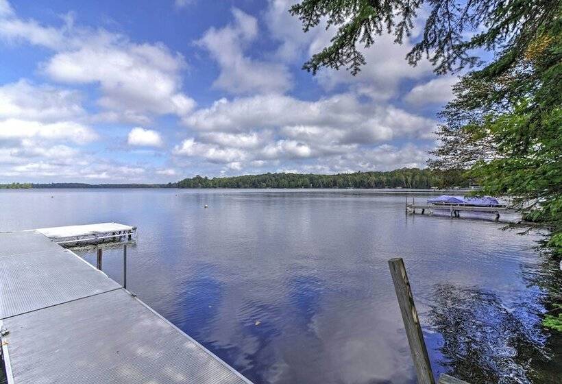Land O  Lakes Hideaway W/ Boat Dock & Lake Views!