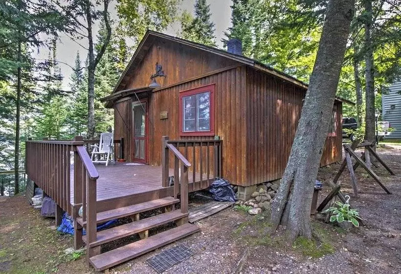 Land O  Lakes Hideaway W/ Boat Dock & Lake Views!