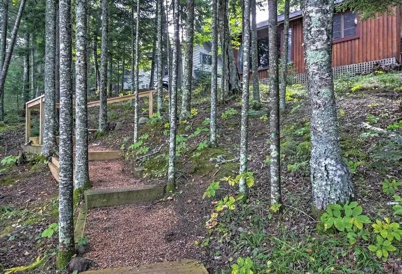 Land O  Lakes Hideaway W/ Boat Dock & Lake Views!