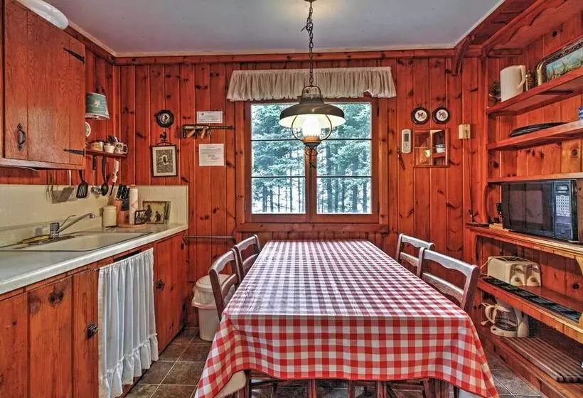 Land O  Lakes Hideaway W/ Boat Dock & Lake Views!