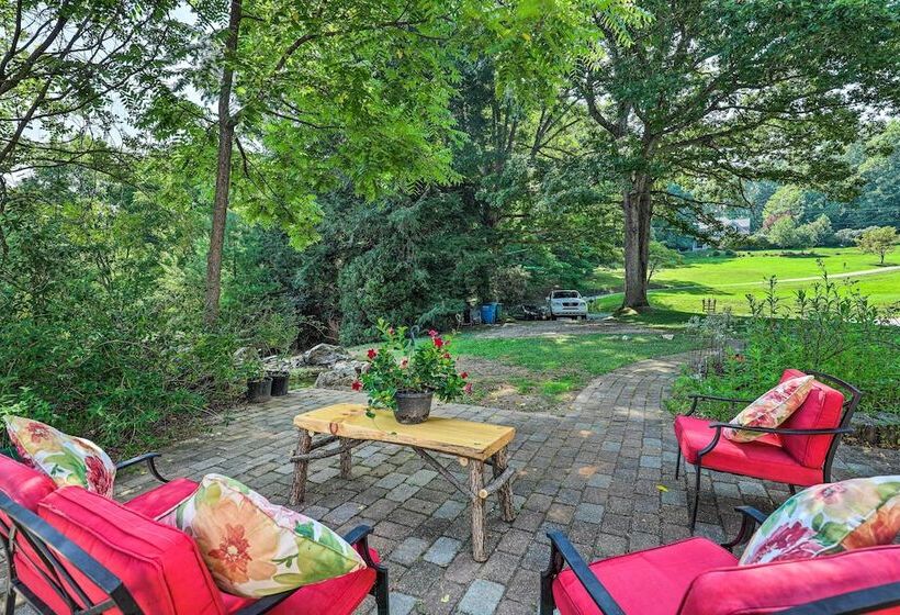 Momma Rhodes  Rustic Blue Ridge Cabin On 4 Acres