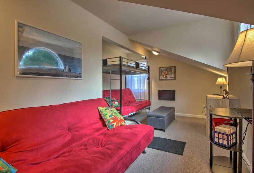 Ocean Pines House W/ Screened In Deck & Grill!