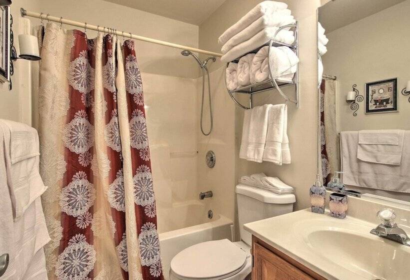 Ocean Pines House W/ Screened In Deck & Grill!