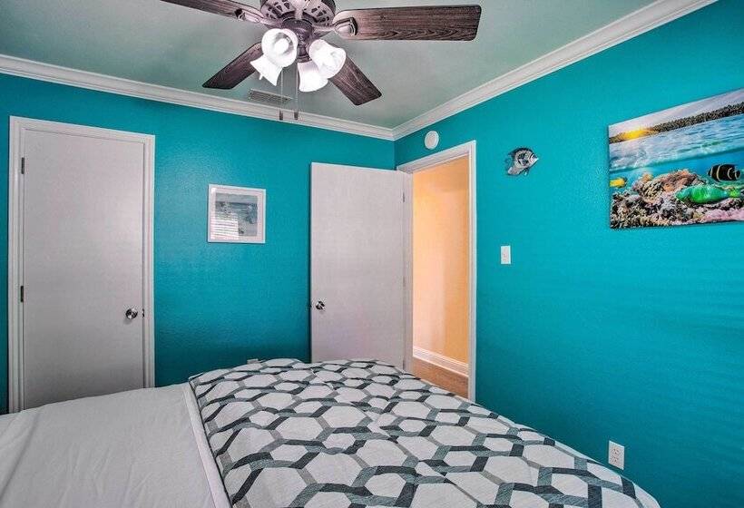 Peaceful Waxahachie Home W/ Private Backyard!