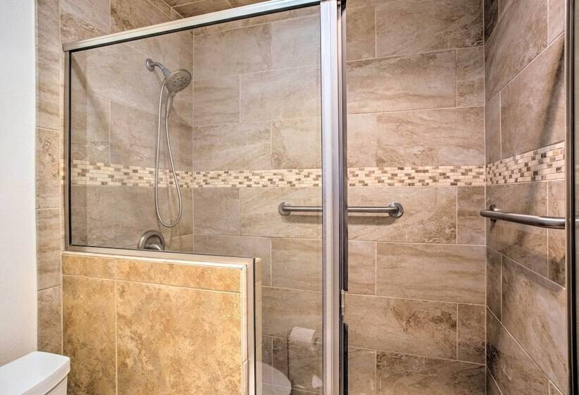 Peaceful Waxahachie Home W/ Private Backyard!