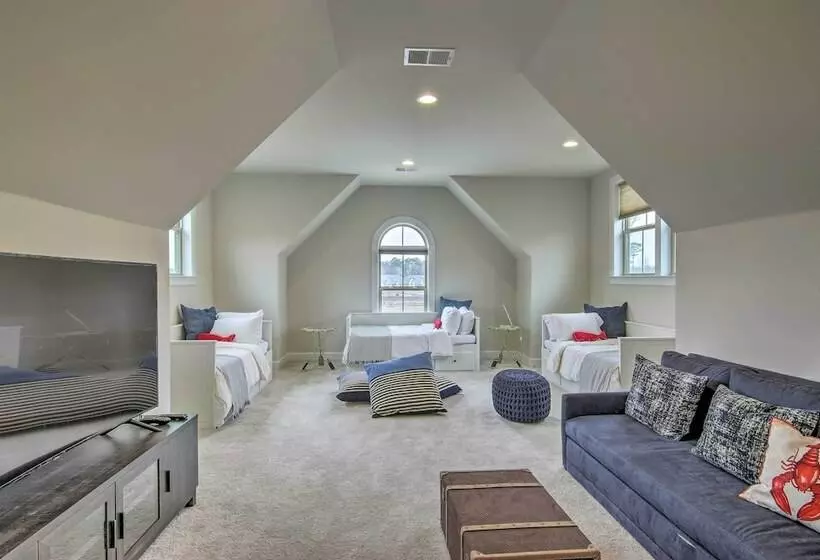 Resort Style Home In Ocean View Near Bethany Beach