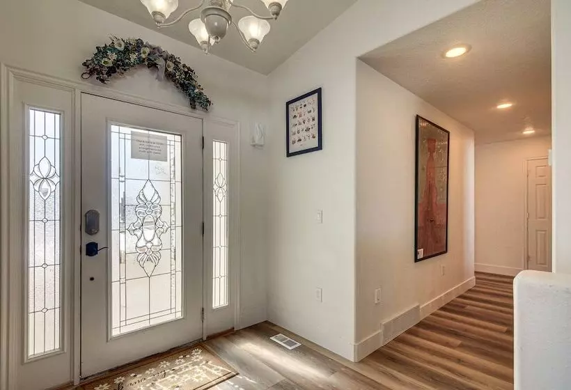 Scenic Large Group Retreat, 1 Mi To Bryce Canyon!