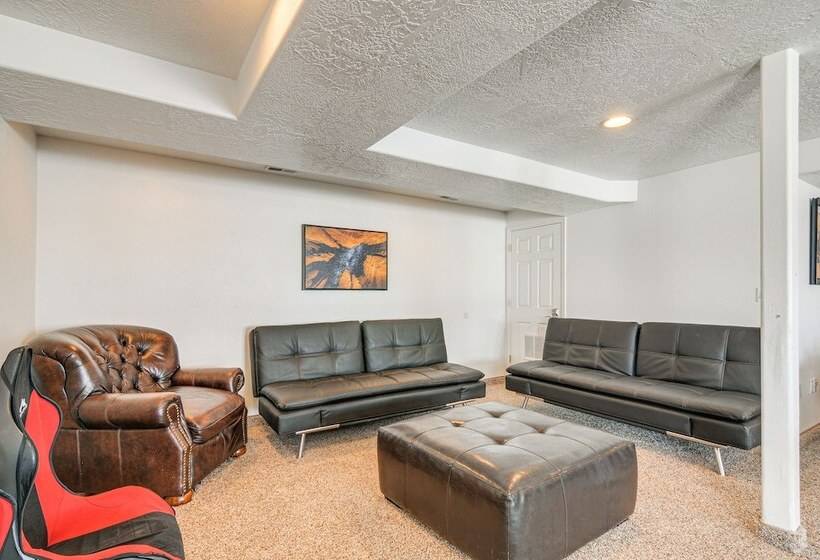 Scenic Large Group Retreat, 1 Mi To Bryce Canyon!