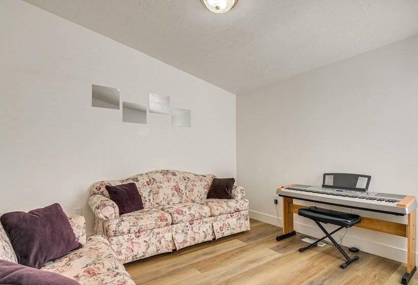 Scenic Large Group Retreat, 1 Mi To Bryce Canyon!