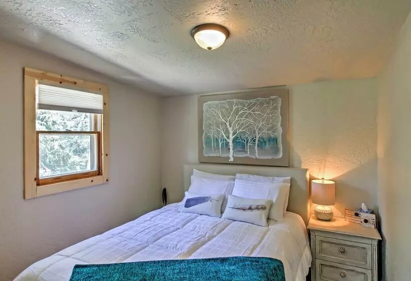 Scenic Lead Cabin: Steps To Terry Peak Ski Area!