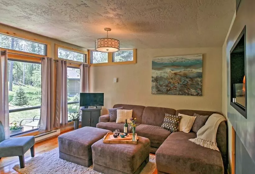 Scenic Lead Cabin: Steps To Terry Peak Ski Area!